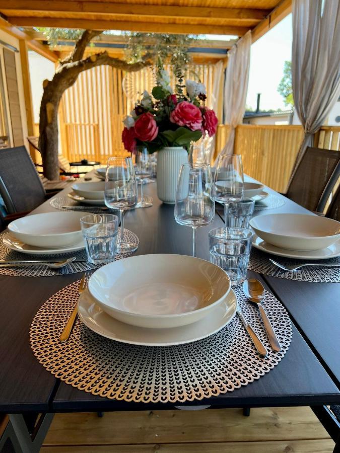 Villa Family Grand De Luxe Mobilhome Selce Eksteriør billede