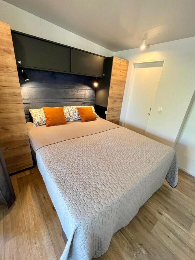 Villa Family Grand De Luxe Mobilhome Selce Eksteriør billede