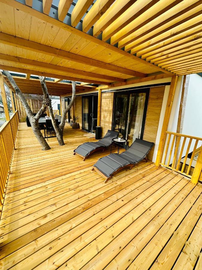 Villa Family Grand De Luxe Mobilhome Selce Eksteriør billede